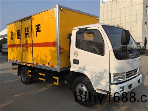 東風(feng)牌D6型易(yi)燃氣(qi)體廂式(shi)運(yun)輸車