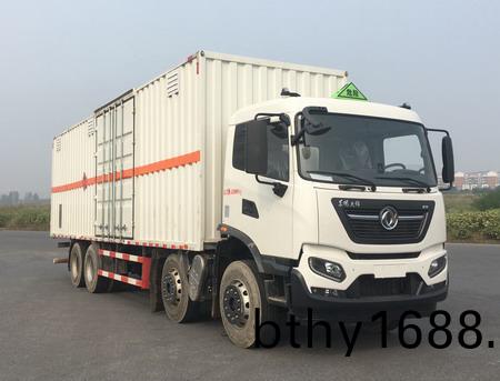 東風天龍9.6米易燃液(ye)體廂式運輸車(che)